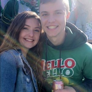 Meet your Posher, Chloe